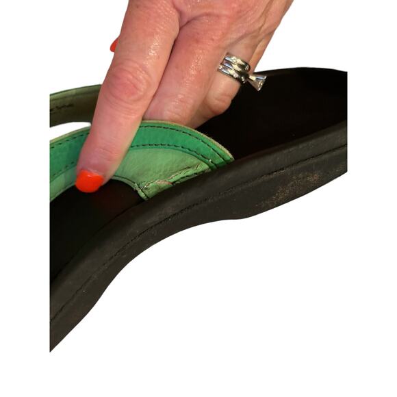 Olukai Ohana Flip Flops Womans Size 11 Light And Dark Green Thong Sandal - Picture 9 of 11